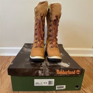 Vintage Women’s Timberland Boots Size 5 in Wheat